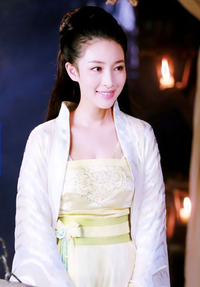 “呲牙咧嘴”别演回眸笑！有人回头一眼万年，有人我想给她按回去