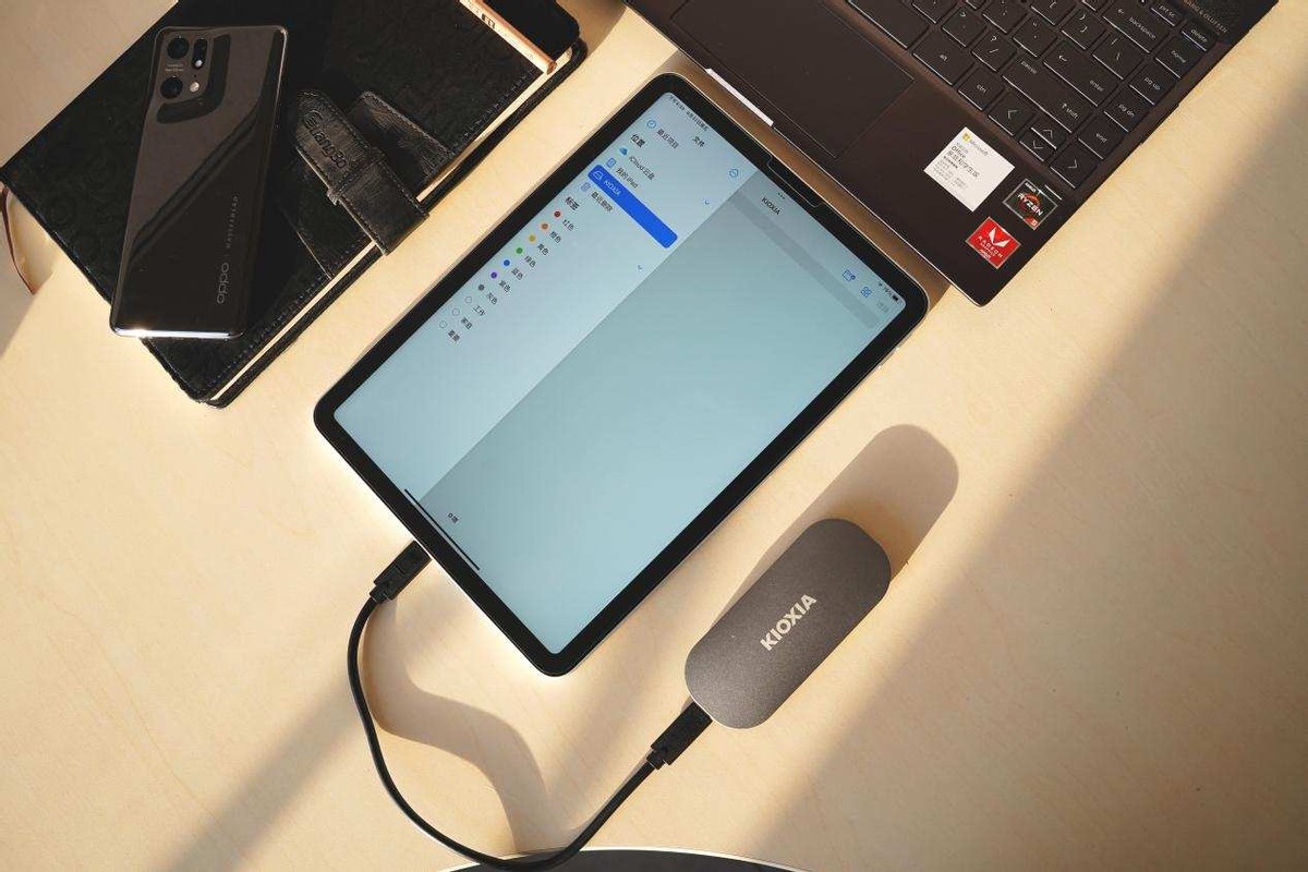 体积更小、速度更快 铠侠XD10 移动固态硬盘 成了我的办公小能手