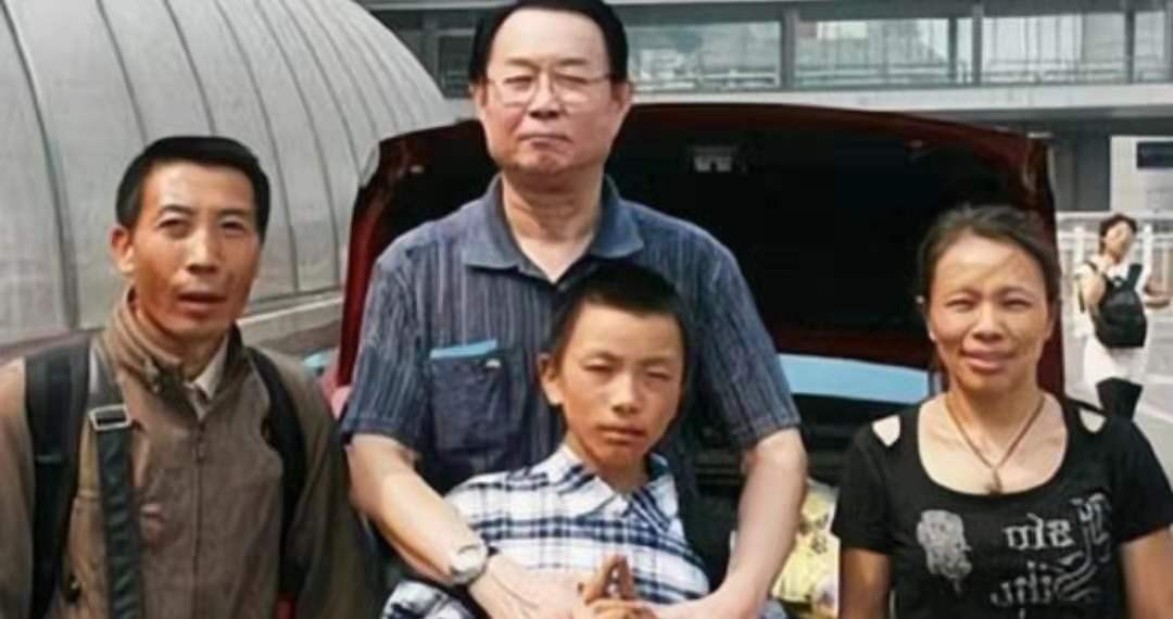 贵州神童考上985，大一挂科14门，茅台暂停资助，如今已幡然醒悟