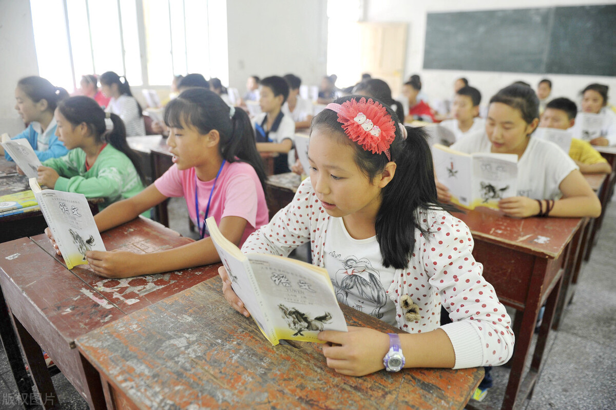 英语“四位一体”教学法模式下的中学英语词块教学策略