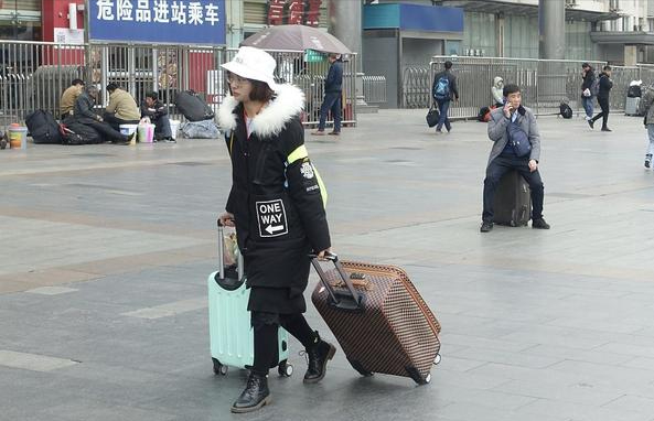 放假通知！四川省各所大中小学寒假时间确定，较往年“统一提前”