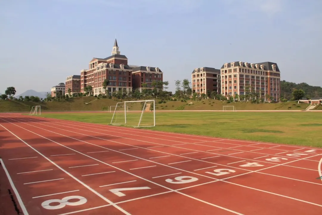 2022萌新必备攻略 | 带你畅游广州华立科技职业学院云浮校区