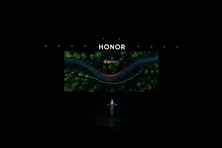 �������� ��δ������2021��ҫ�����조΢Ц���չ�