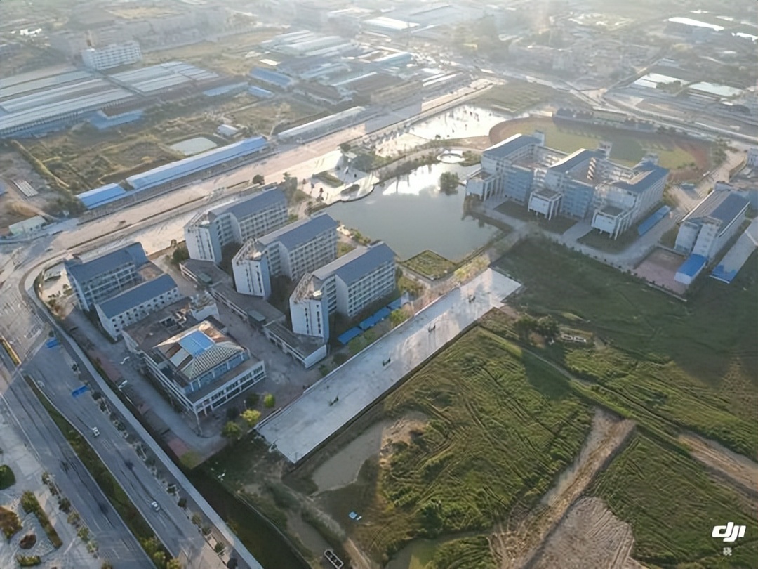 高质量3+证书高职高考院校鉴赏——肇庆医学高等专科学校