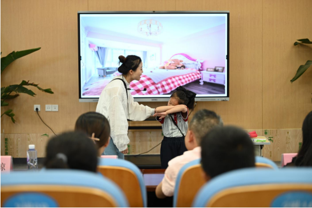 “心与心行 劳动有我”|新兴中学附小开展五一劳动周实践活动