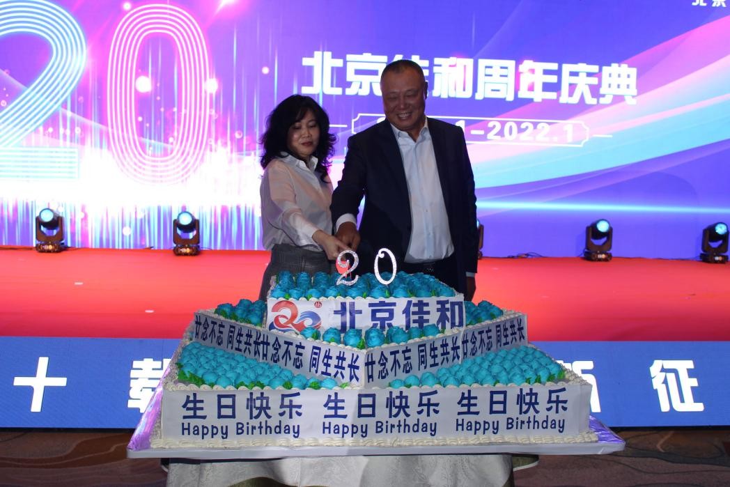 欧曼行星北京区域上市 20年“铁瓷”与欧曼重卡共成长、启新程
