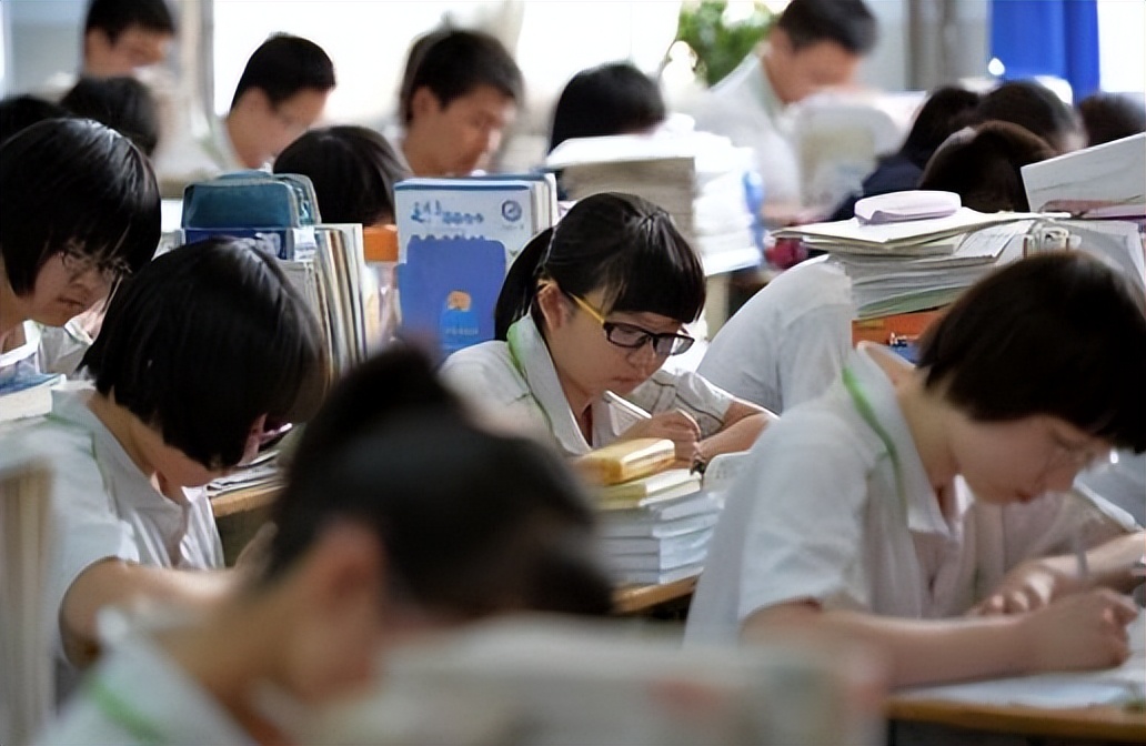 山东高考时间发布，学生们的压迫感到来，有人欢喜有人愁