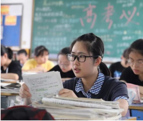2022年高考难度将升级，几大变化要引起重视，免得学生无缘本科