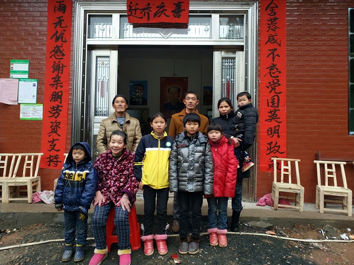 江西才女伍继红：94年考入人大，二婚嫁光棍靠低保度日，为什么？