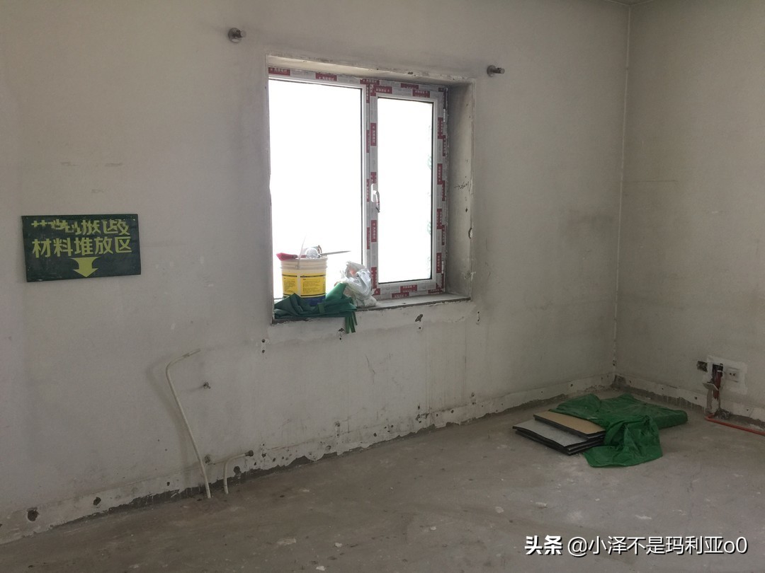 家装经验谈，70平米老破小改造记——篇一：老房拆旧和水电改造