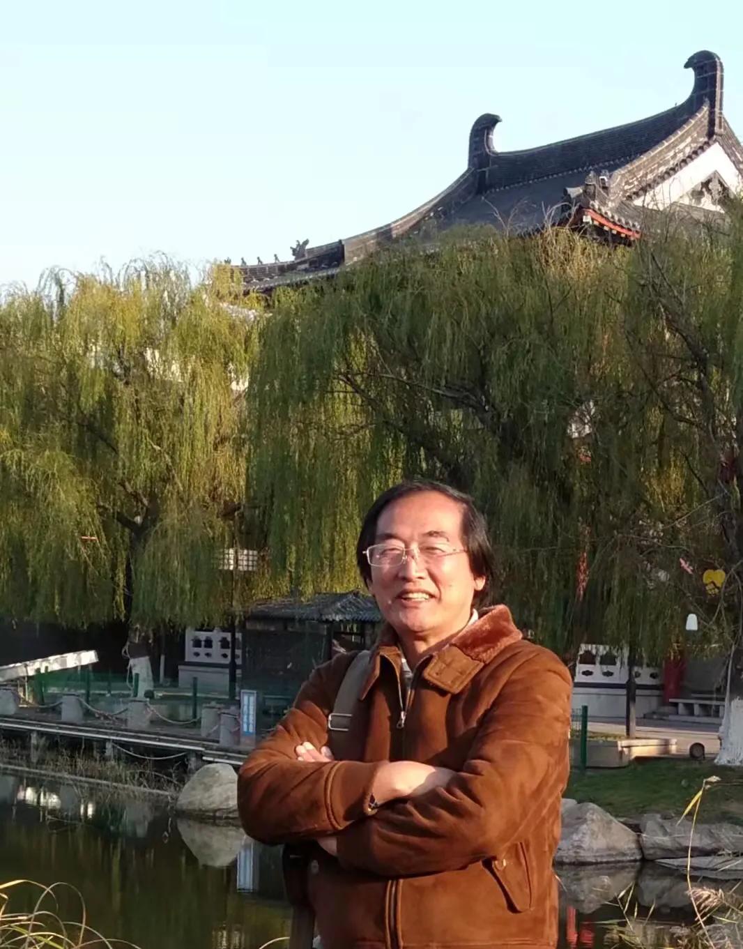 ʸƼ黭 չҳϵ߽̿ҵĹ