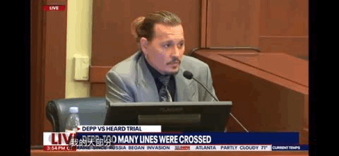 顶流巨星遭封杀？因家暴跌下神坛，还被质疑不会演戏，全靠服化道