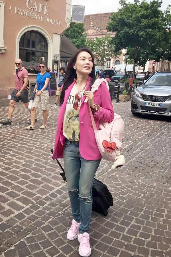 女明星中你最喜欢谁