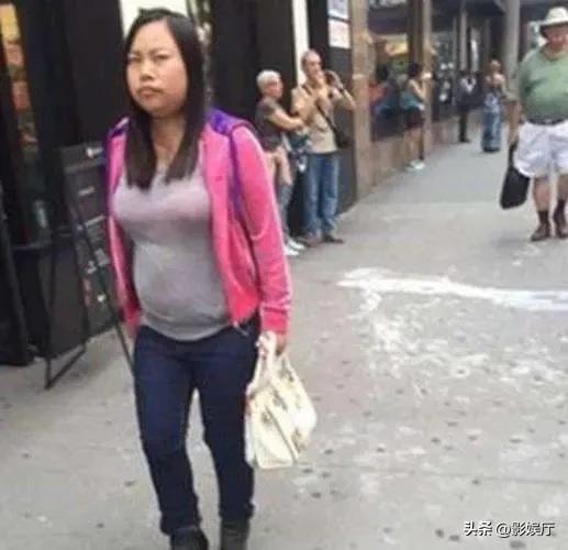 凤姐坚持去美国工作，她出国前表示:就算在米国做清洁工，我也不会回国