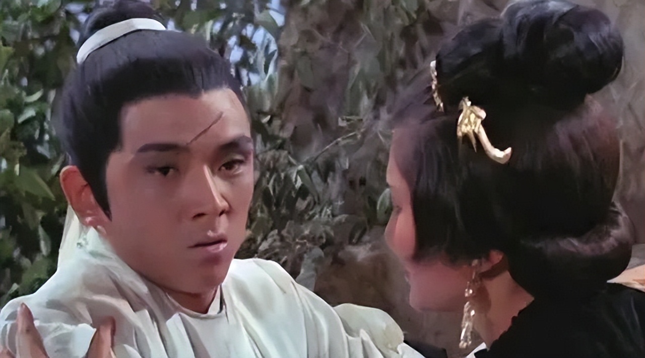 王羽：真正的黑帮大哥，谢贤不敢惹，台湾「三大血案」与他有关