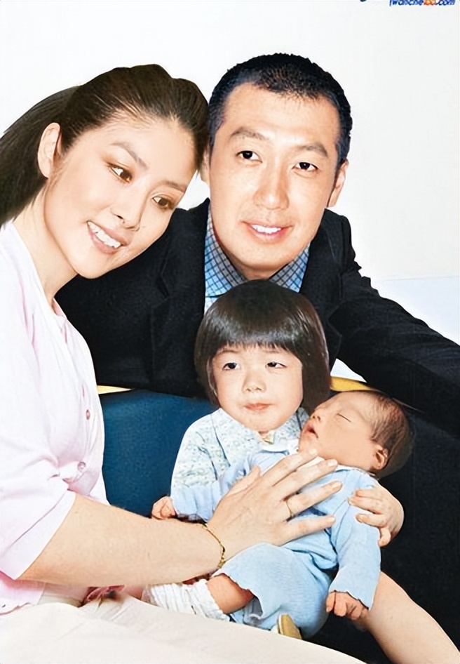 陈慧琳老公刘建浩:爱情长跑16年才结婚,陪伴妻子走出流产阴影