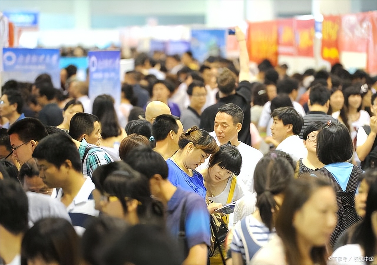 河南这4所大学害人不浅，已被全面点名曝光，毕业证一文不值