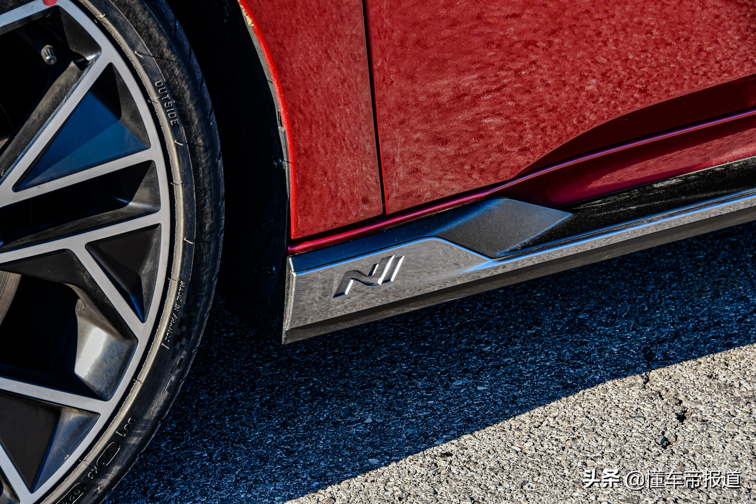 试驾｜激发最原始驾控欲望，用伊兰特N征服赛道是种什么体验？