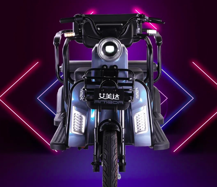 艾美达电动三轮车评测:空间大舒适性好,续航可达100公里