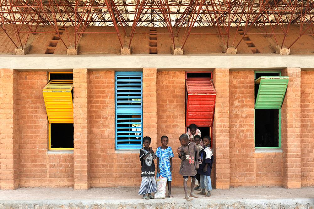 建筑可以带来社会影响力！首位非洲建筑师获2022普利兹克奖