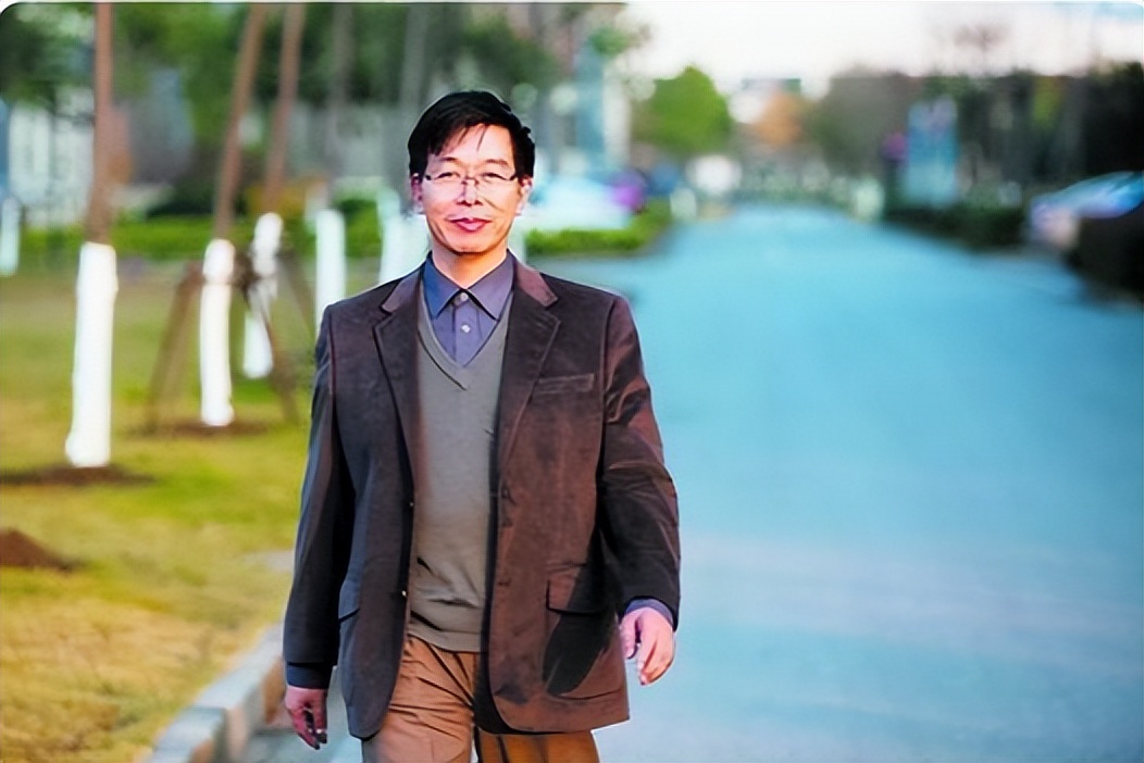 探索海洋，其實比探索太空更困難，深海10000米有多恐怖？