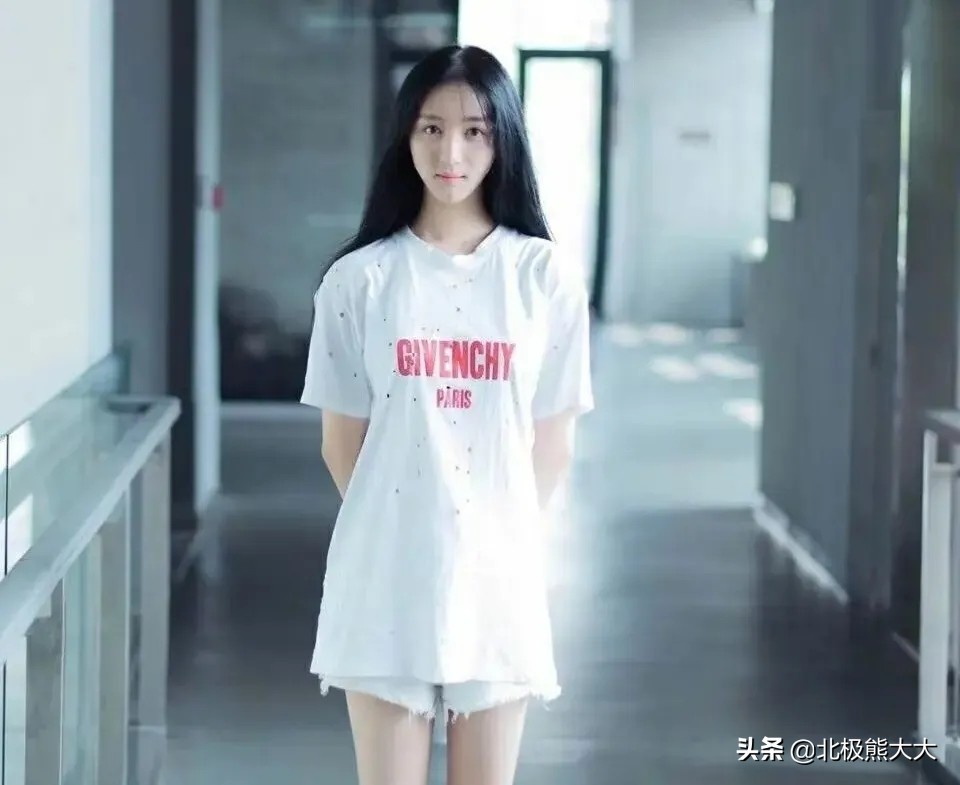 “南艺校花”刘露的毁灭史：天狂必有雨，人狂必有祸