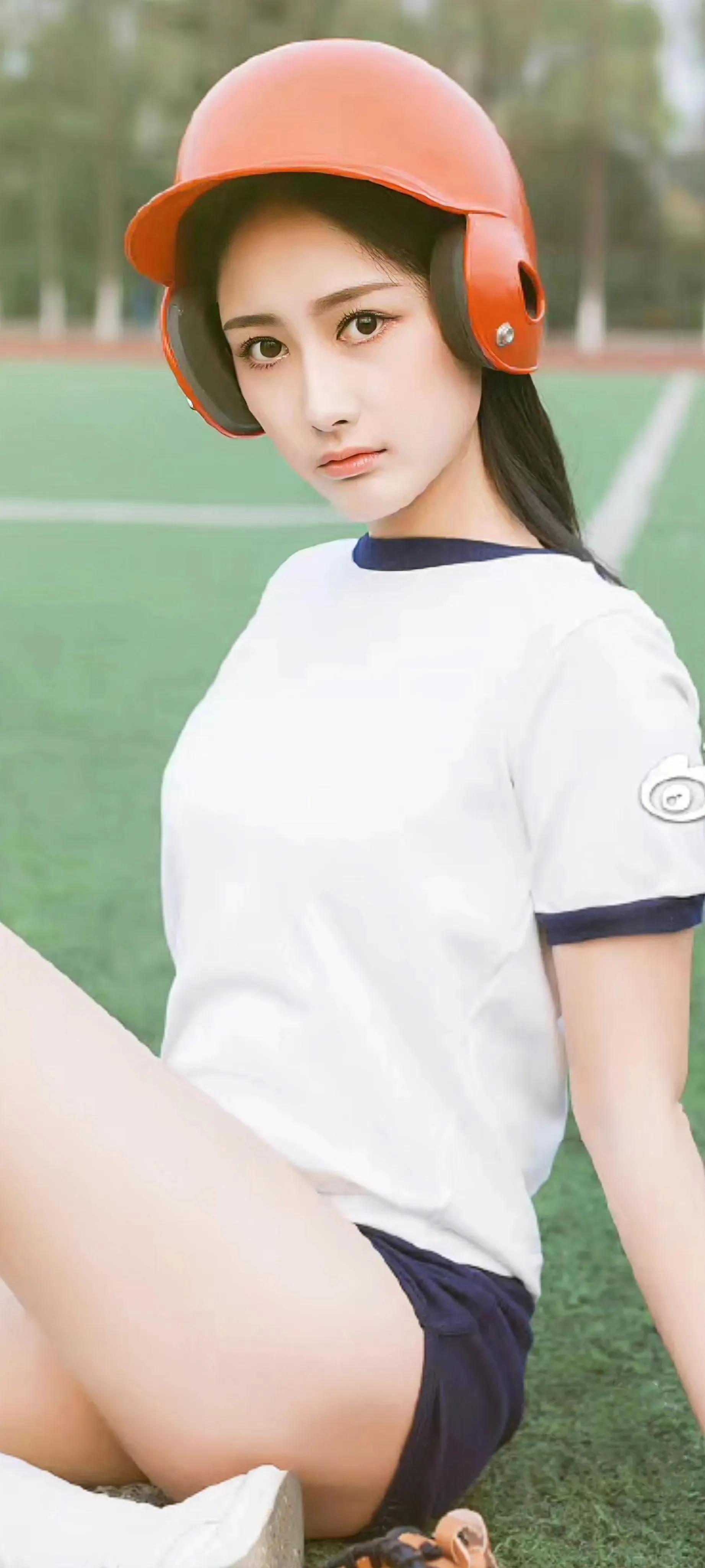 端庄美丽的张子璇