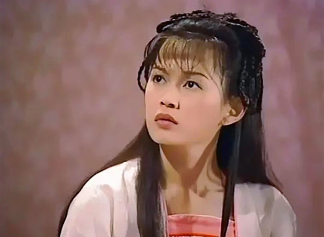 颜值说丢就丢，曾经一眼万年，今成路人大妈，这些女星好难认了