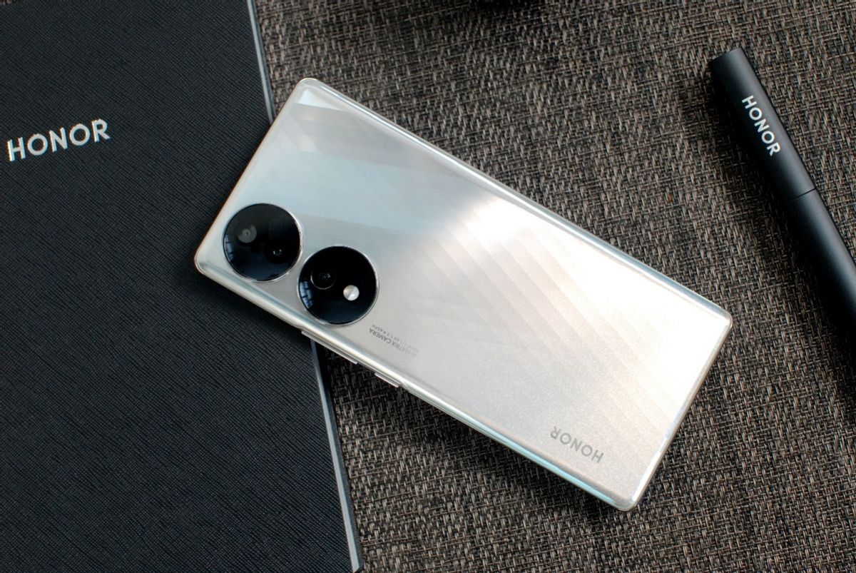 2022年最成功的4款国产手机，基础体验让人叫好，价格并不昂贵