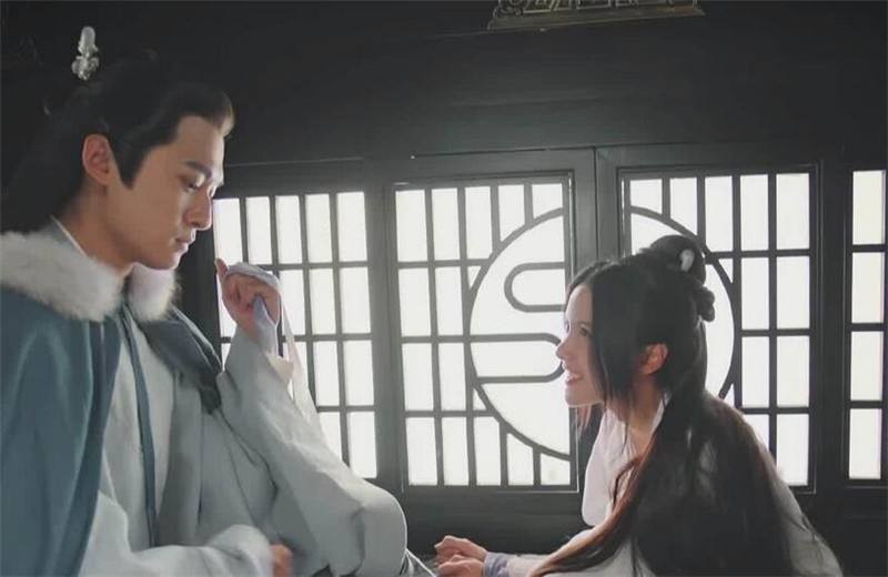 “病娇美男”别硬演，有人公子世无双，有人乡野村夫呆头鹅