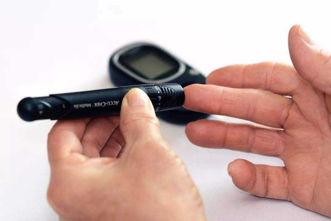 喝咖啡健康吗？有哪些好处与坏处？防癌、减脂、降低糖尿病风险？