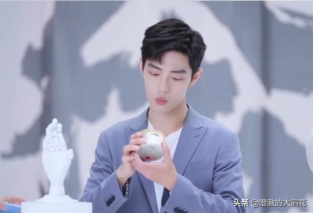 狗仔聚会大谈肖战,现场替肖战辟谣!肖战处心竭虑,只为防私生粉