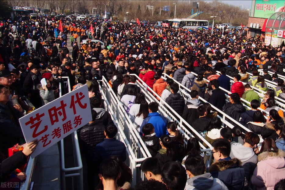 上涨！山东省2022年美术统考成绩可查，最好考的大学需要多少分？