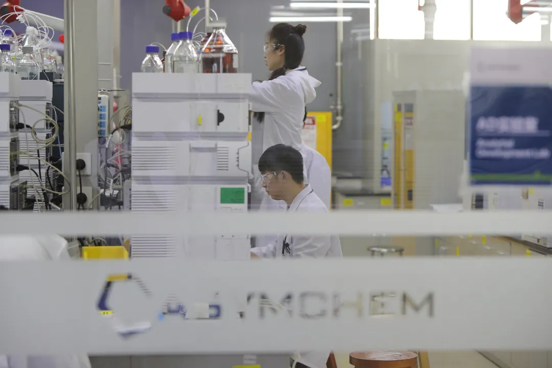 留美博士打造1000亿医药巨头，如今遭遇跌停