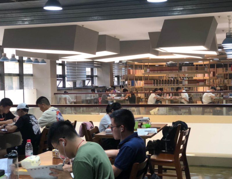 2022考研有新规定，英语四级成考研路上的阻碍，部分学生选择放弃