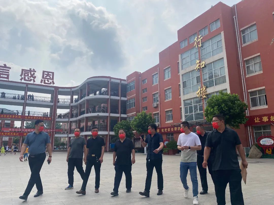 助學公益啟動！“魏愛”助學為四所學校貧困學生筑夢揚帆