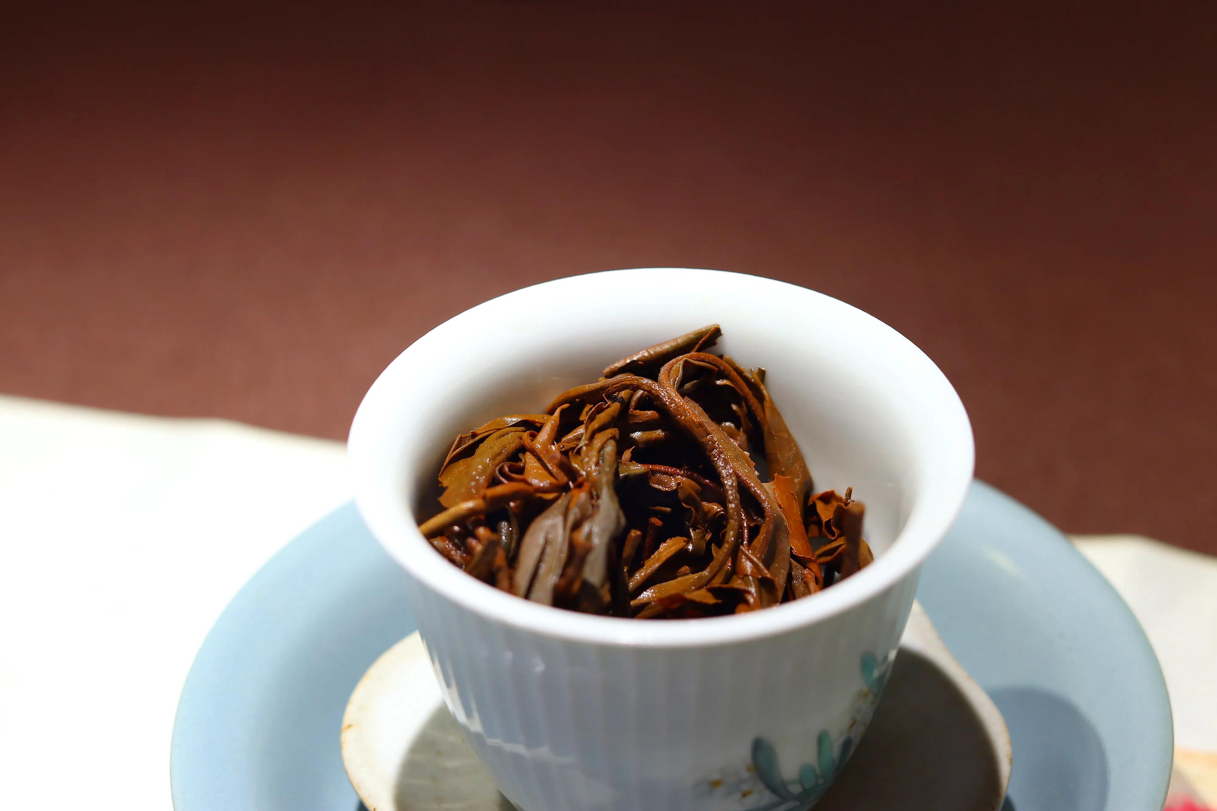 红茶丨云南古树晒红,似平淡又饱满,似无香却悠长