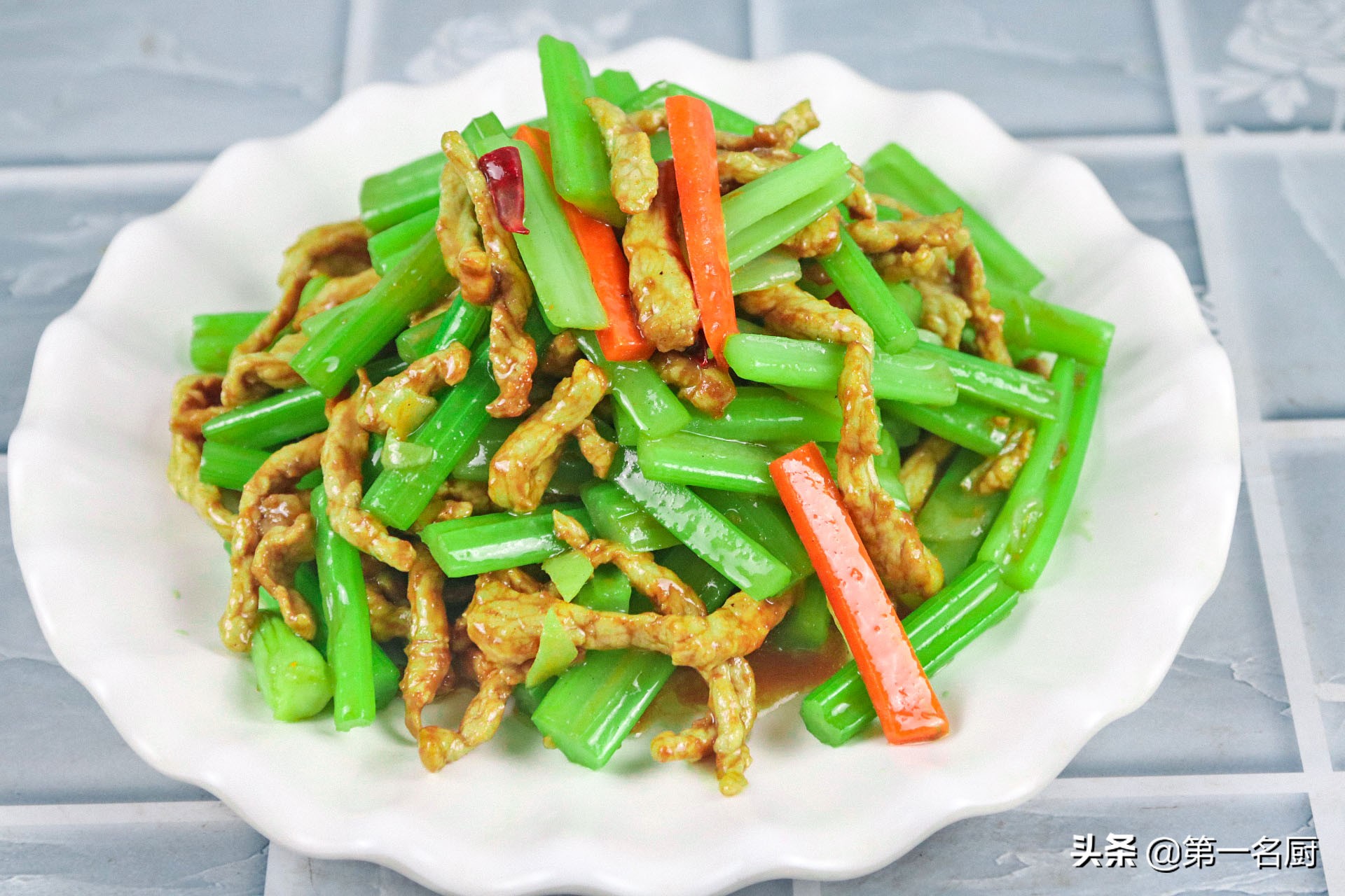 最适合冬天吃的8道家常肉菜，热腾腾的端上桌，营养又解馋