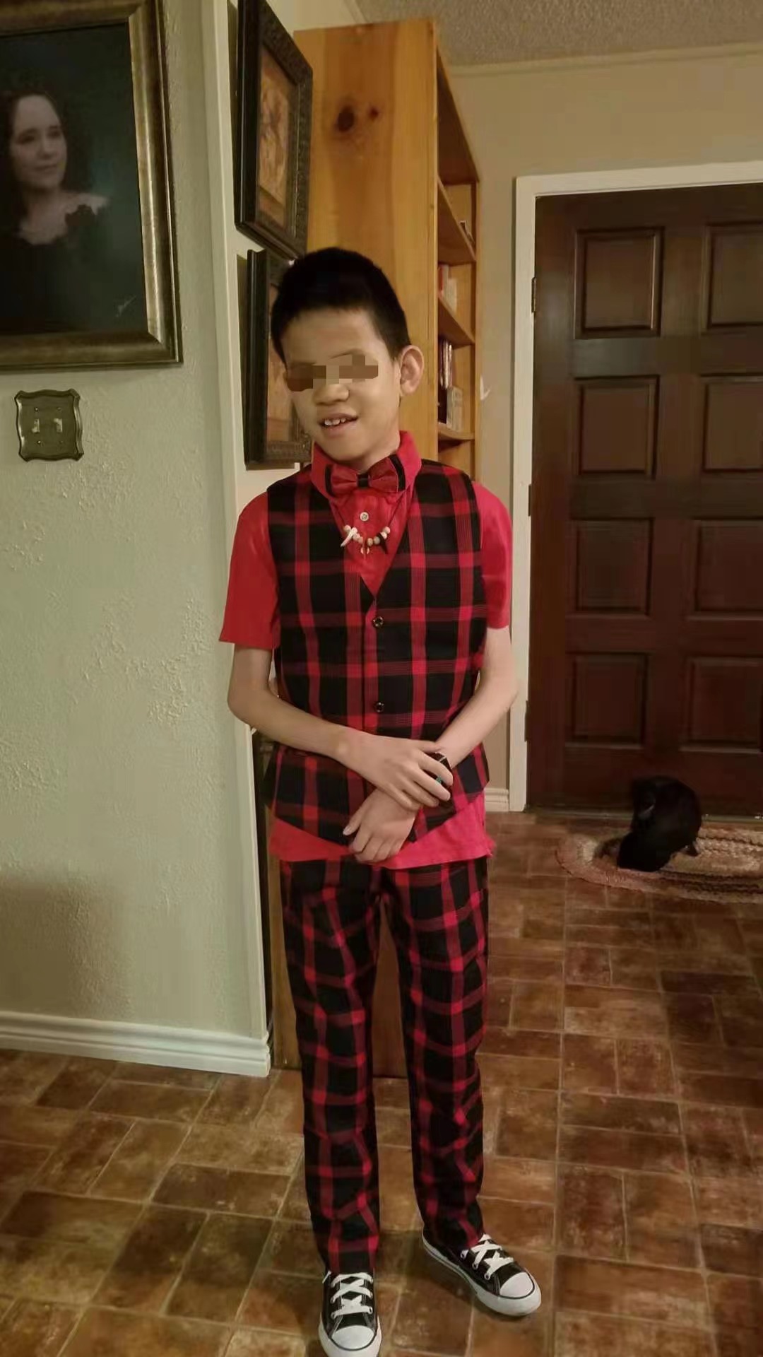 一位盲童指导老师的十六年：捡过刚满月的弃婴，培训盲人工作，也见证外国家庭收养故事