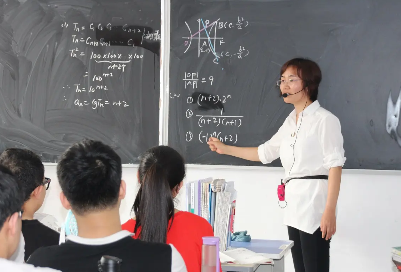 2022事业单位迎来喜讯，五种事业编有望升为公务员，待遇随之提高