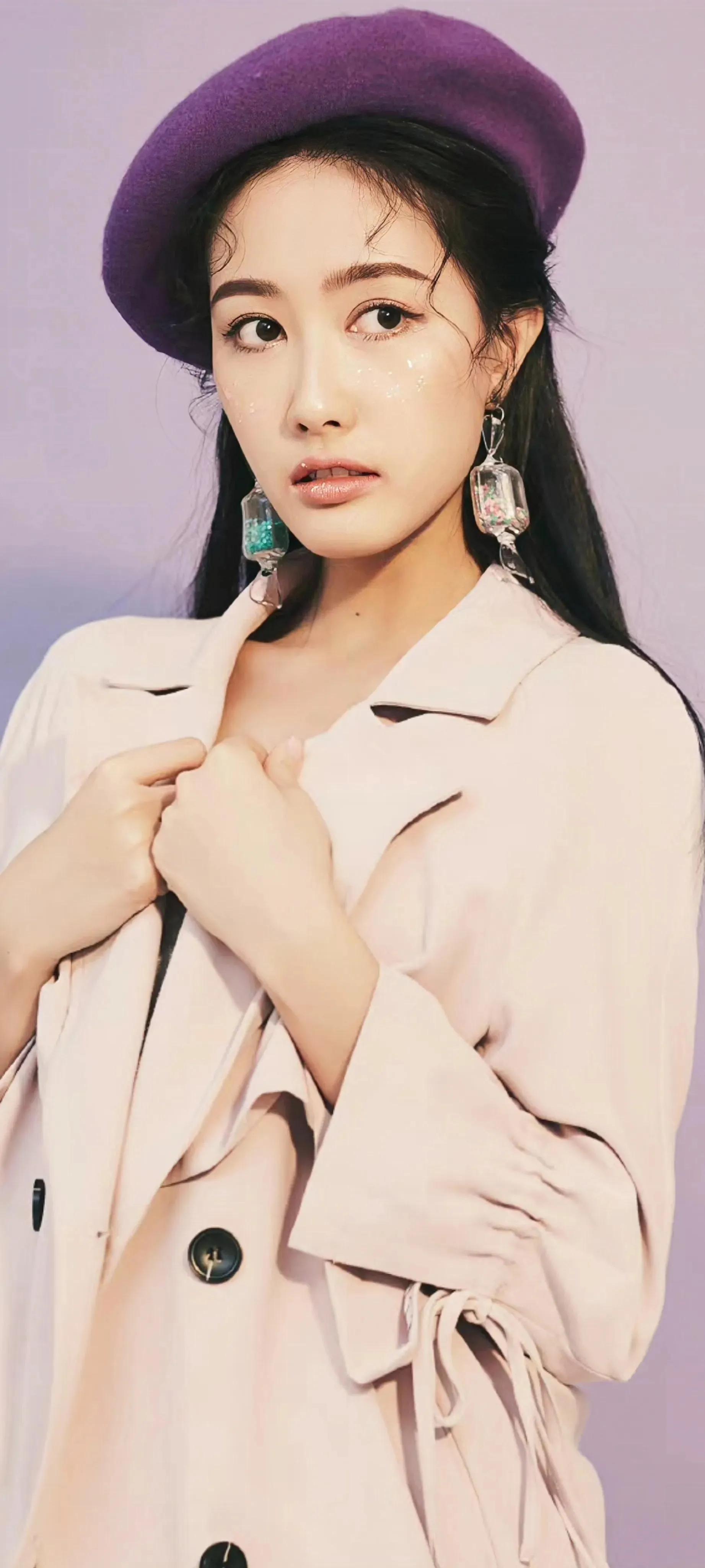 端庄美丽的张子璇