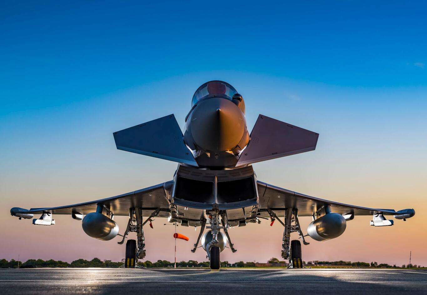 йϿͻı䣿ϼ16̨磬10ģ