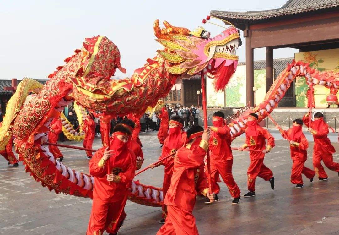 元宵佳节品圣八礼，酒不醉人人自醉