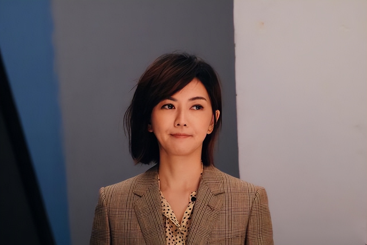 孙燕姿再次复出，为何她的清新气质，削弱了很多，人也有臃肿感？