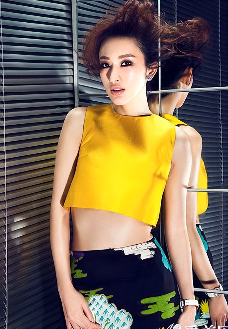 女星衣品—张俪（七）