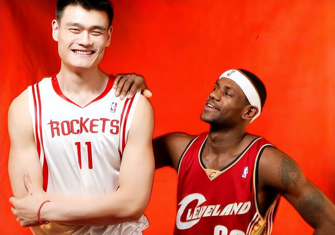 NBA连胜纪录(08年火箭打出创队史记录的22连胜，当时姚麦及队友表现如何？)