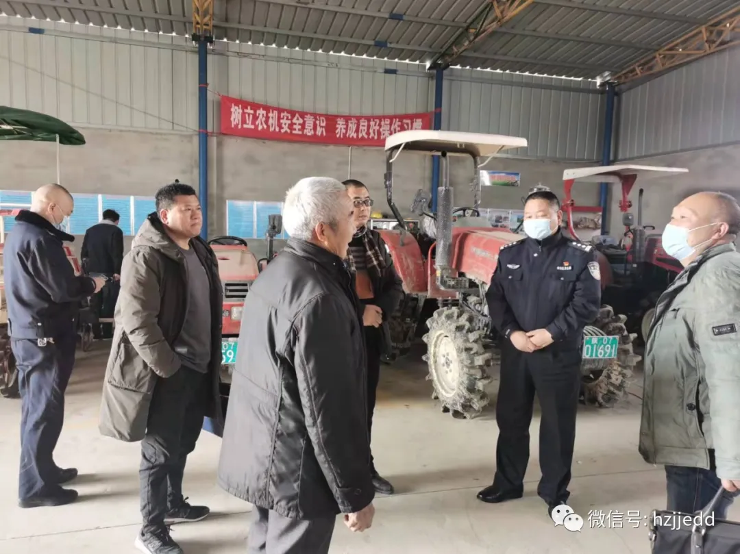 汉中交警二大队联合区交安委成员部门开展春运前“两客一危”企业交通安全大检查