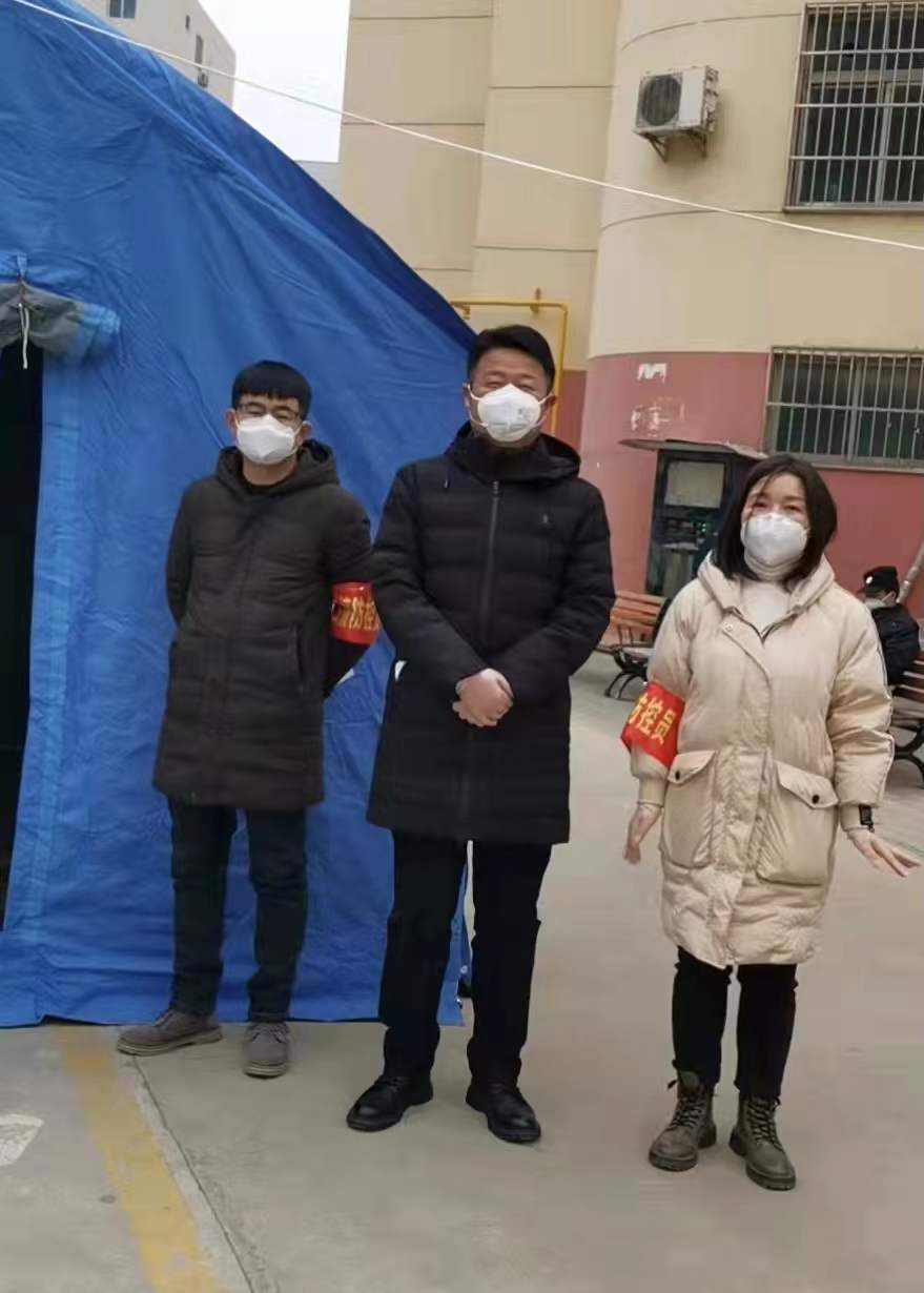西安临潼检察院：“新兵老将”齐上阵，奔走防疫第一线