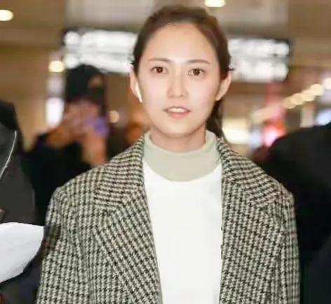 谁说女星素颜定翻车？这5位，不用化妆，素颜照常养眼，美如仙女