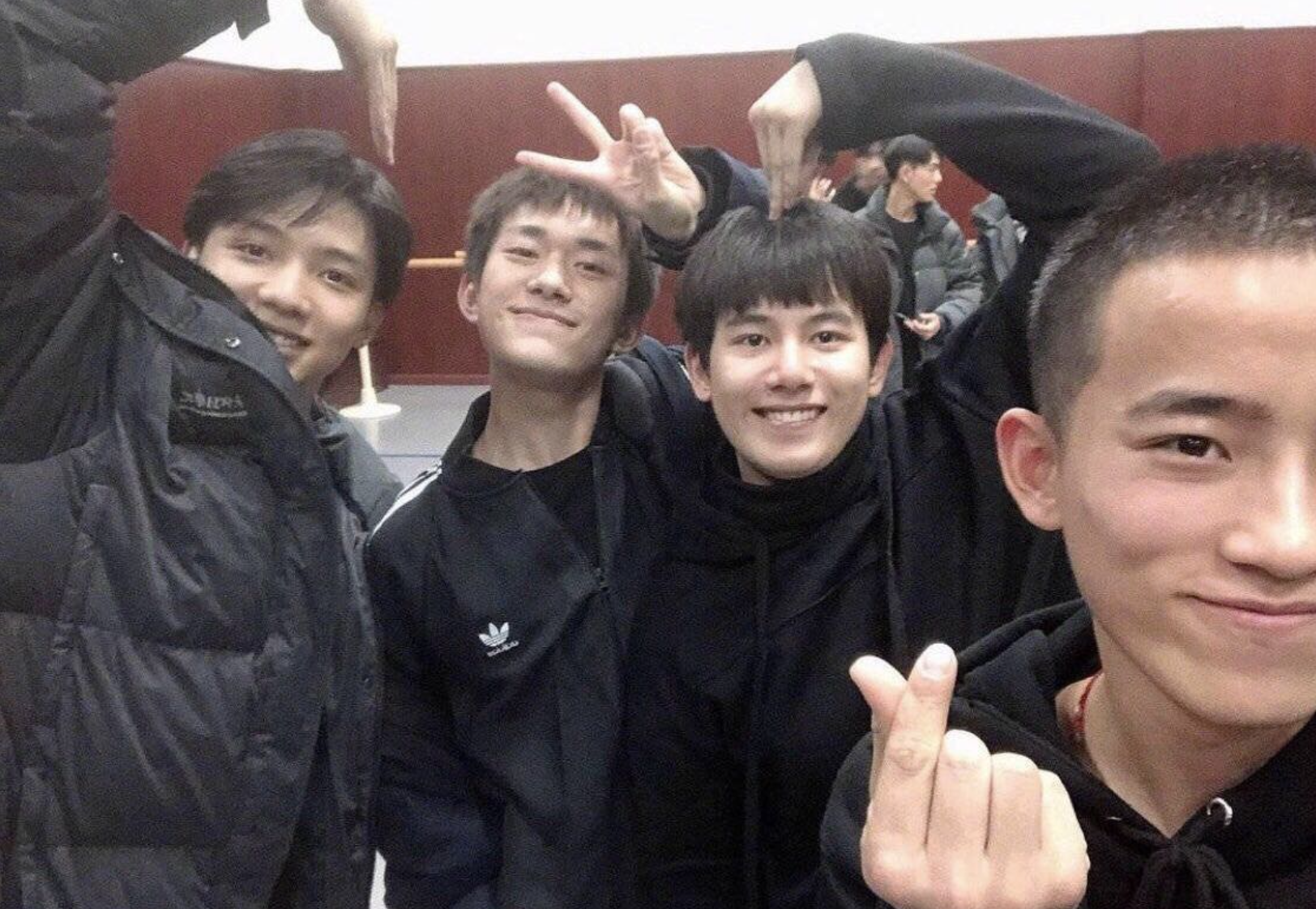 中戏北电2018级毕业啦！7位小生小花带光环出校园，未来一片光明